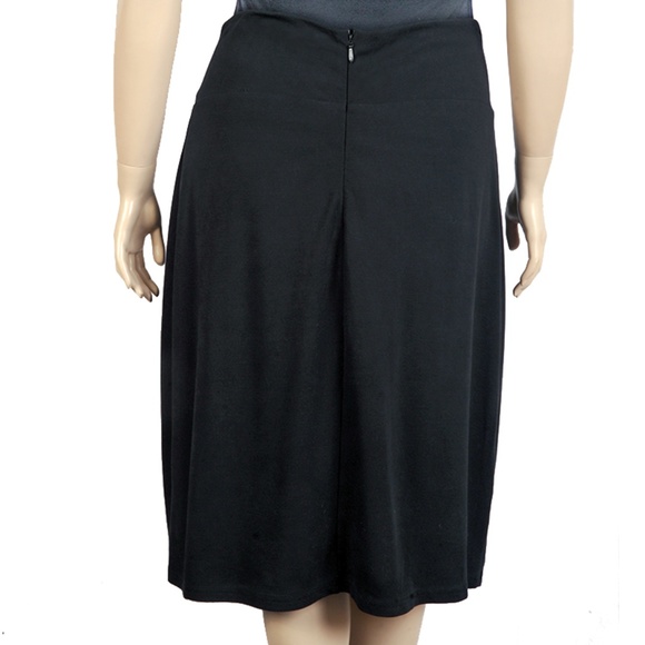 City Chic Banded Waist Skirt - Picture 2 of 2